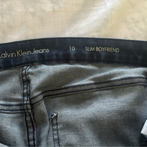 Calvin Klein slim boyfriend jeans medium wash size 10 - Picture 3 of 3